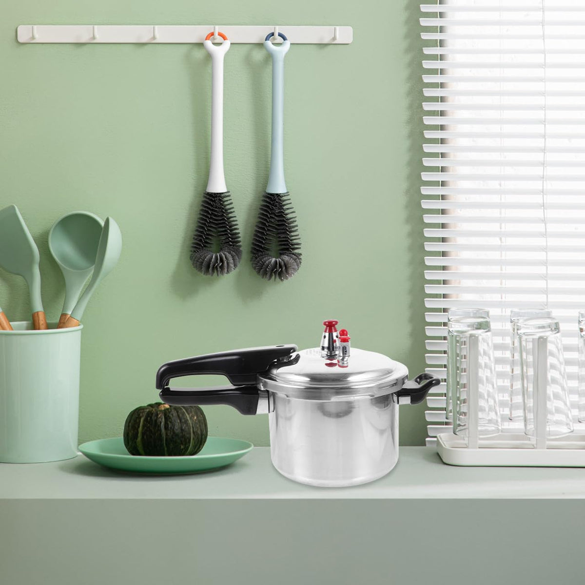 Pressure Cooker Kitchen Pot with Ergonomic Handle T610478