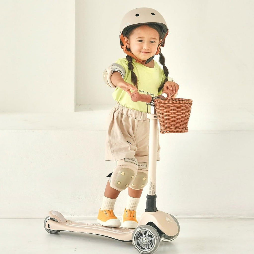 3-Wheel Foldable Toddler Scooter with LED Light-Up Wheels G44210