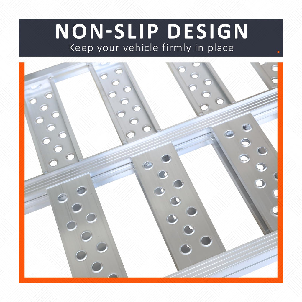 Aluminum Tri-Fold Ramp with Treads, 1600 lbs Capacity T87102