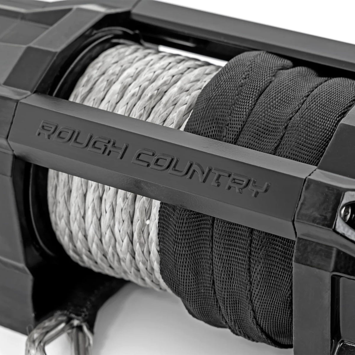 6500 LB Electric Winch with Synthetic Rope and Wireless Remote V711