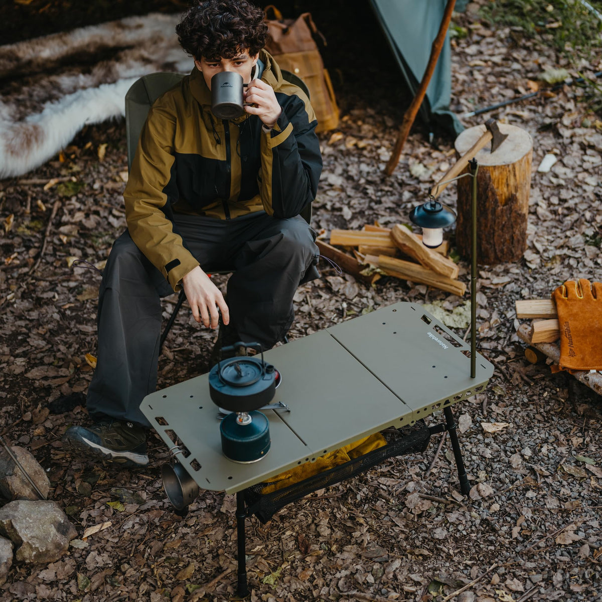 Adjustable Height Camping Table U605771