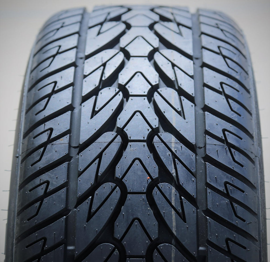 275/55R20 117H All Season XL Performance Tire Y741